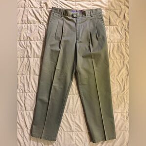 Norsport Khaki Pants Slacks Mens, NWOT
Size 34x31